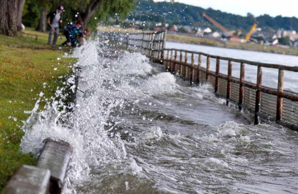 Flooding near the tidal basin